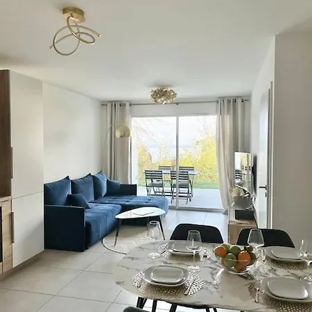 Royal Park View דירה